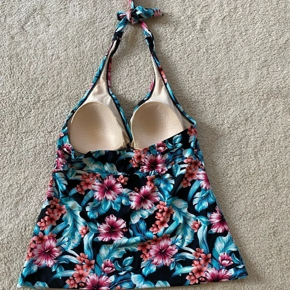 Menora merona floral